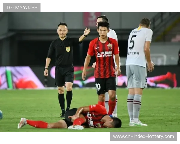 海港战术高位逼抢,角球定位球成得分利器 海港战术高位逼抢,角球定位球成得分利器