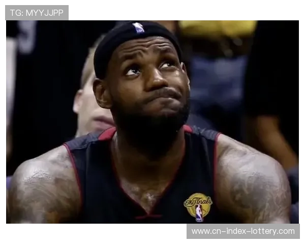 波什回忆詹姆斯离开热火,官宣前十分钟短信告知决定 波什回忆詹姆斯离开热火,官宣前十分钟短信告知决定